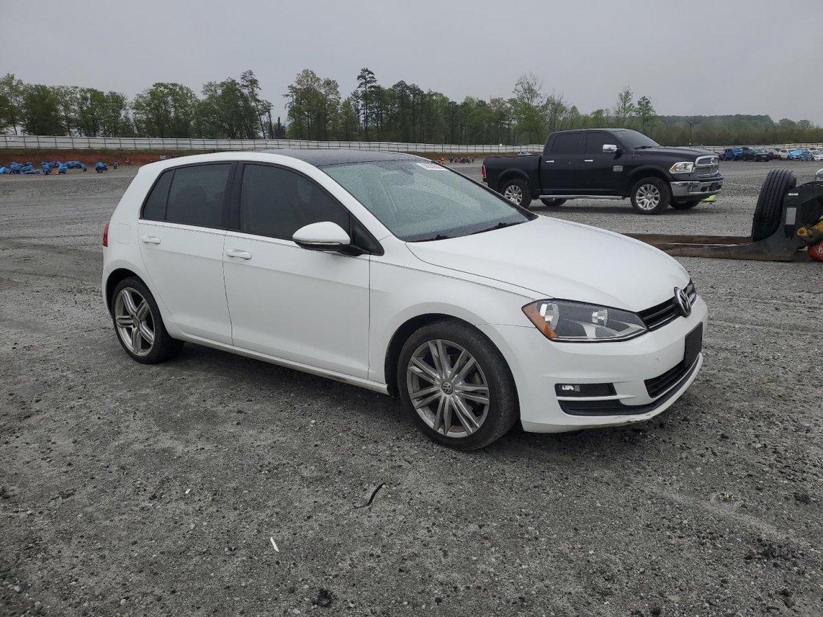 VOLKSWAGEN  GOLF TDI, 2015