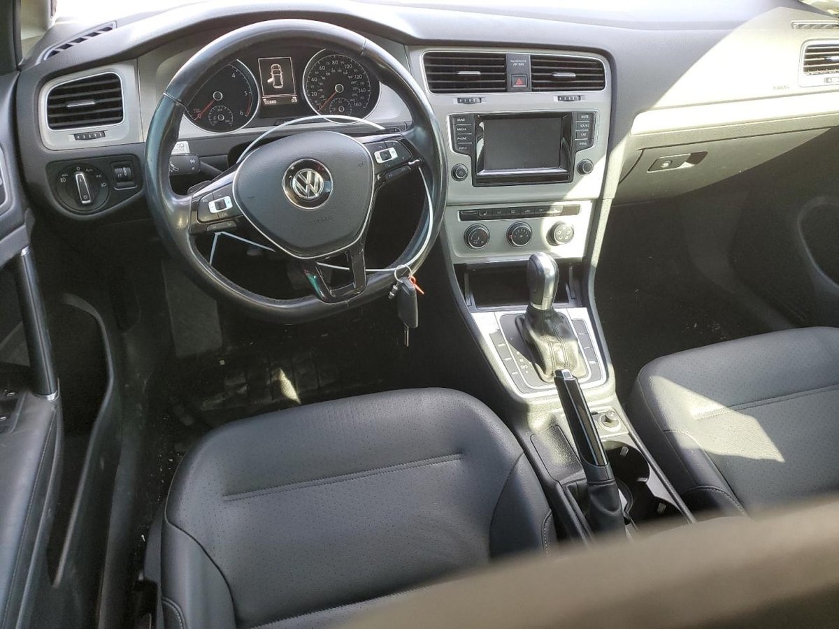 VOLKSWAGEN  GOLF TDI, 2015