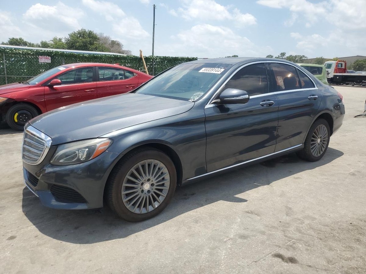 MERCEDES-BENZ  C 300 4MAT, 2015