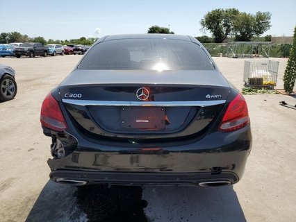 MERCEDES-BENZ  C 300 4MAT C 300 4MAT, 2015