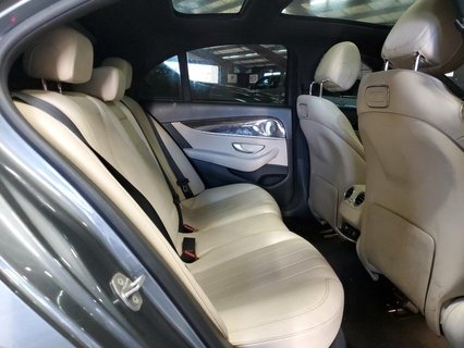 MERCEDES-BENZ  E 300 4MAT, 2018