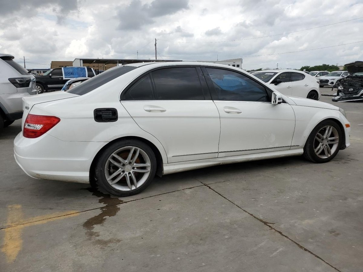 MERCEDES-BENZ  C 250, 2014