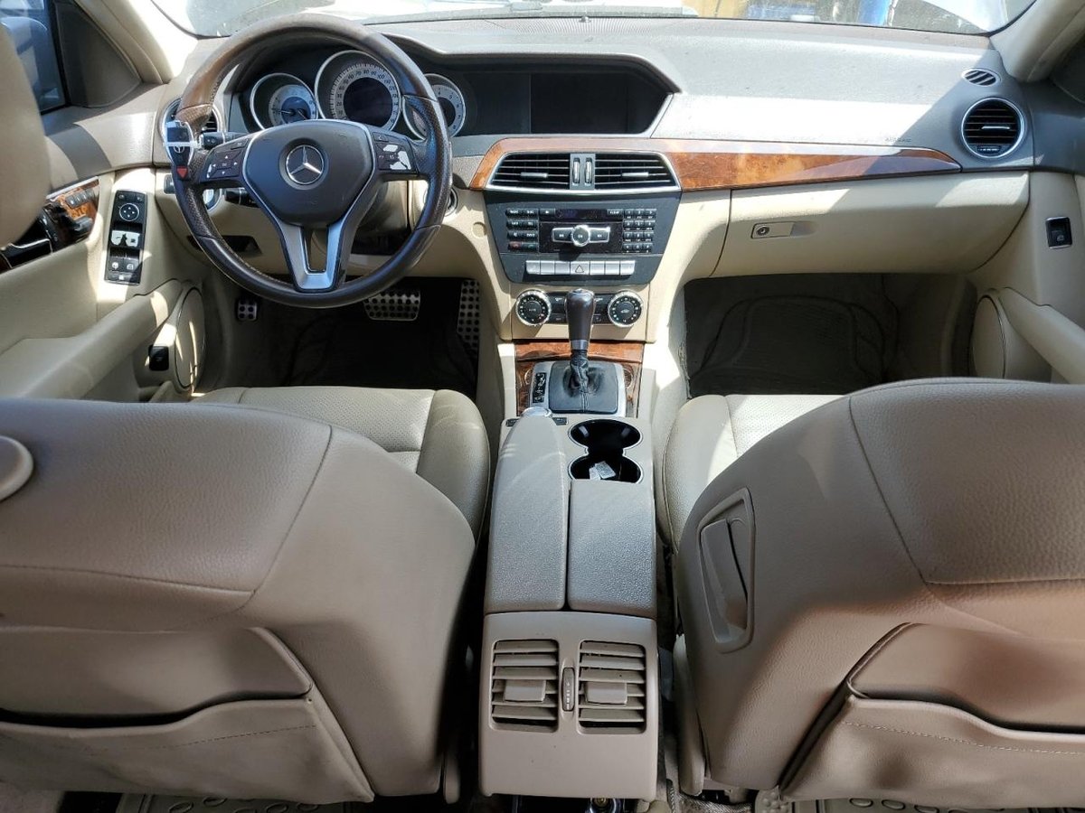 MERCEDES-BENZ  C 250, 2014