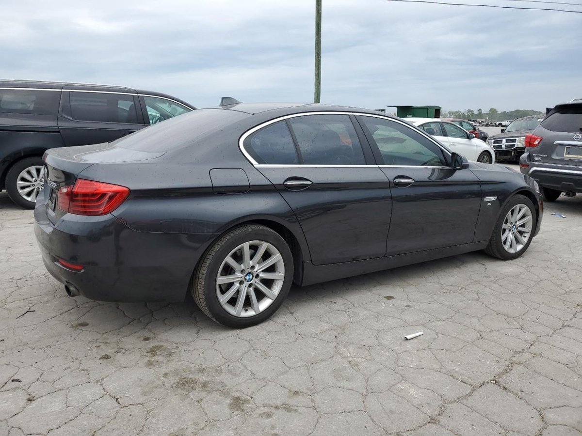 BMW 535 XI, 2015