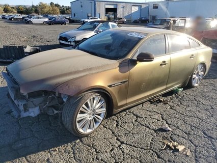 XJ 