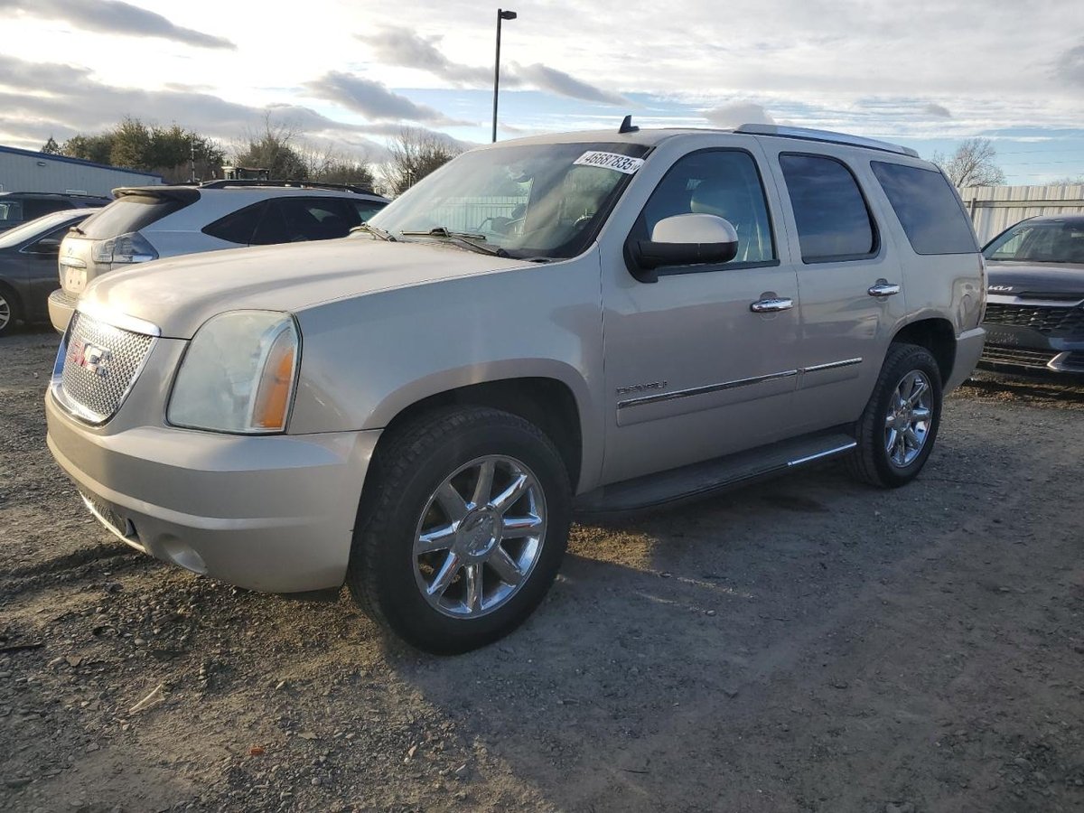 GMC YUKON , 2011