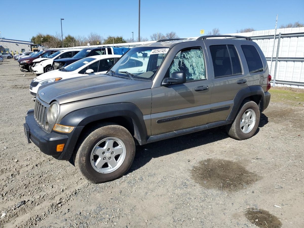 JEEP LIBERTY , 2005