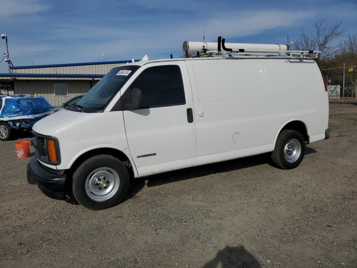 CHEVROLET EXPRESS , 2001