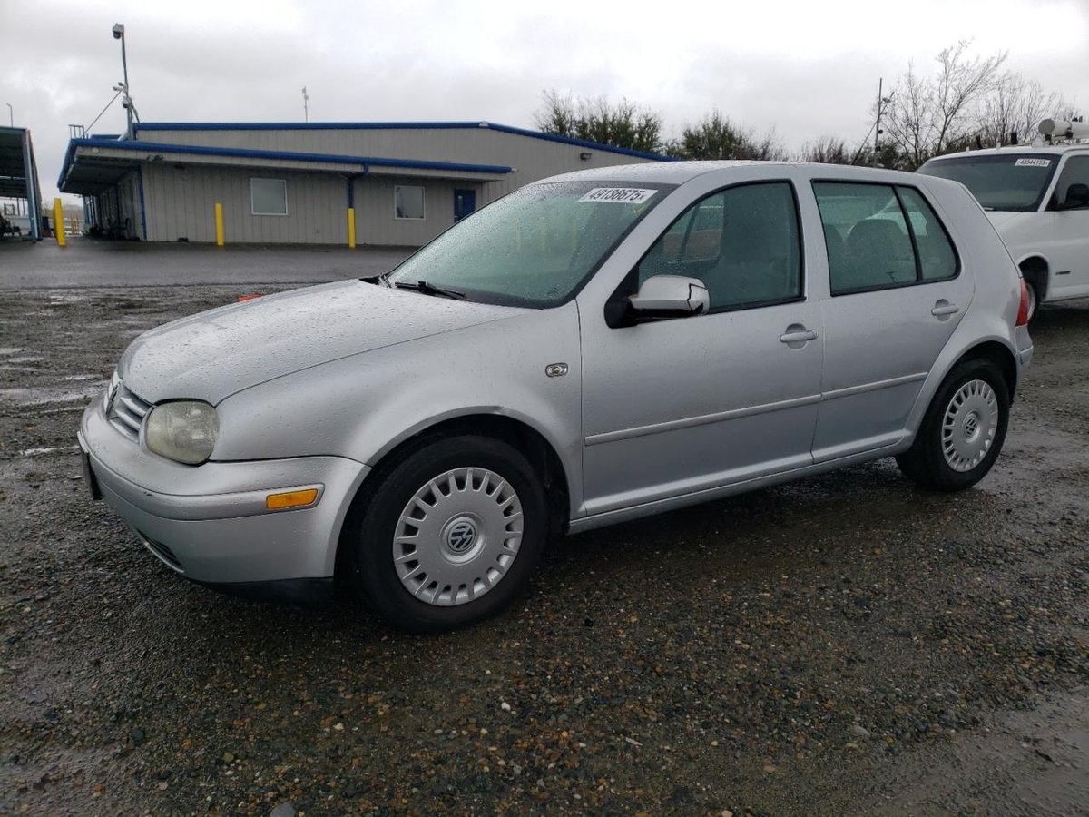 VOLKSWAGEN  GOLF , 2002