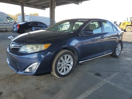 TOYOTA CAMRY , 2014