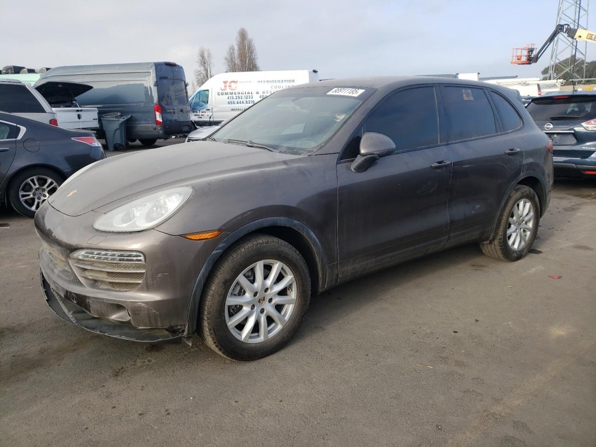 PORSCHE CAYENNE , 2012