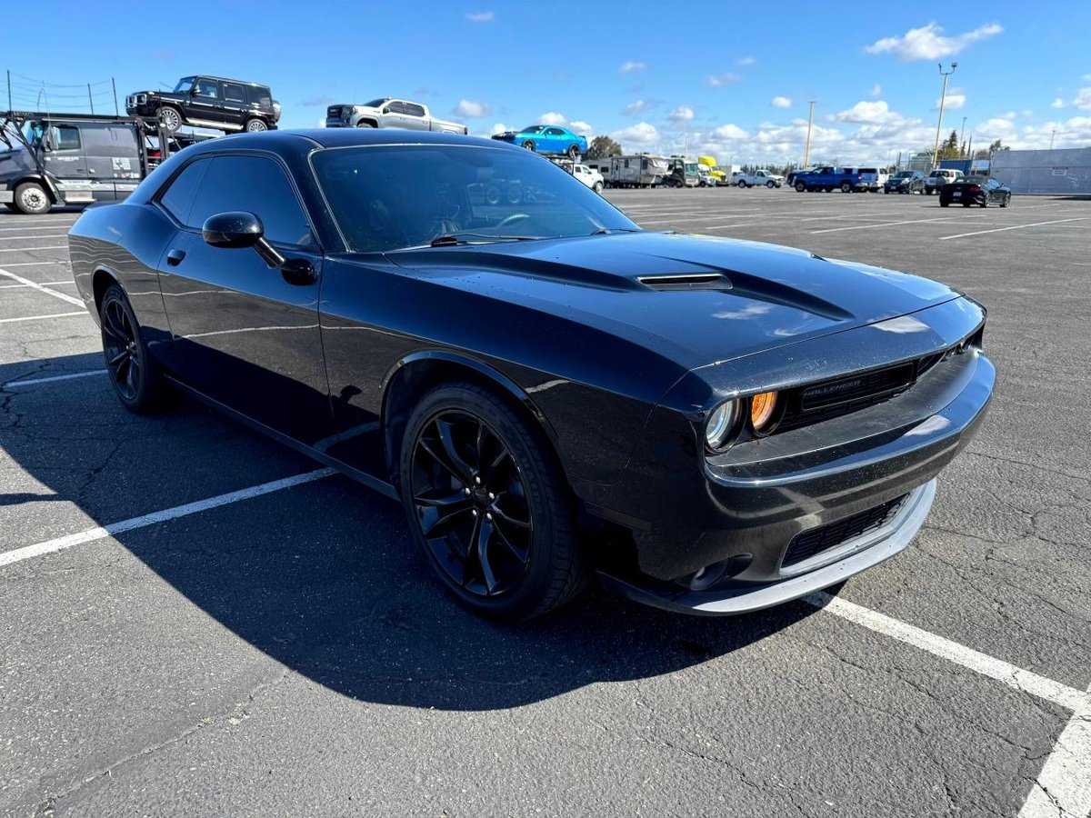DODGE  Challenger , 2016
