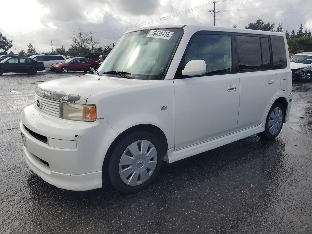 TOYOTA SCION , 2006