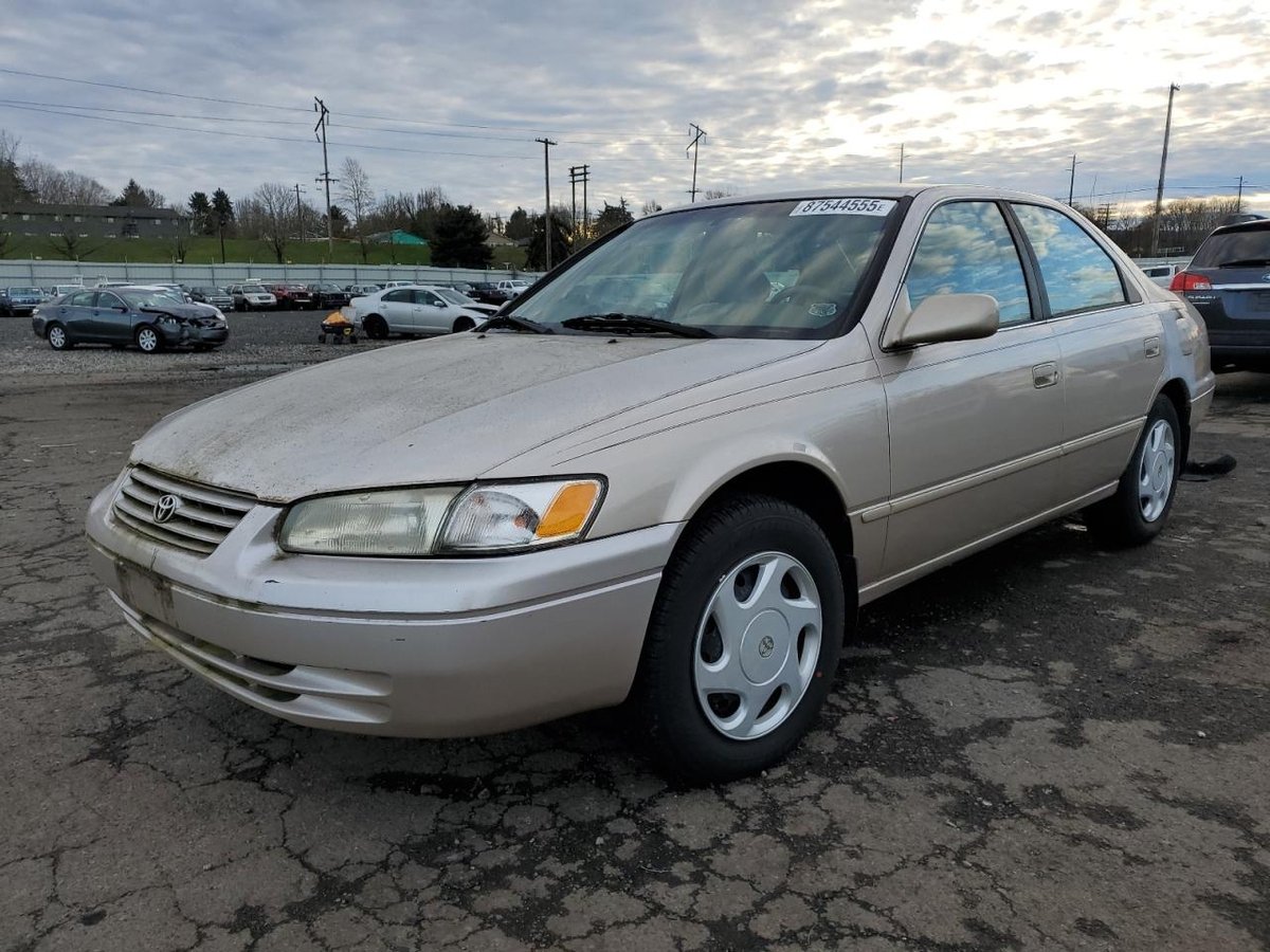 TOYOTA CAMRY , 1998