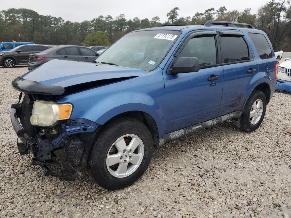 FORD ESCAPE , 2010