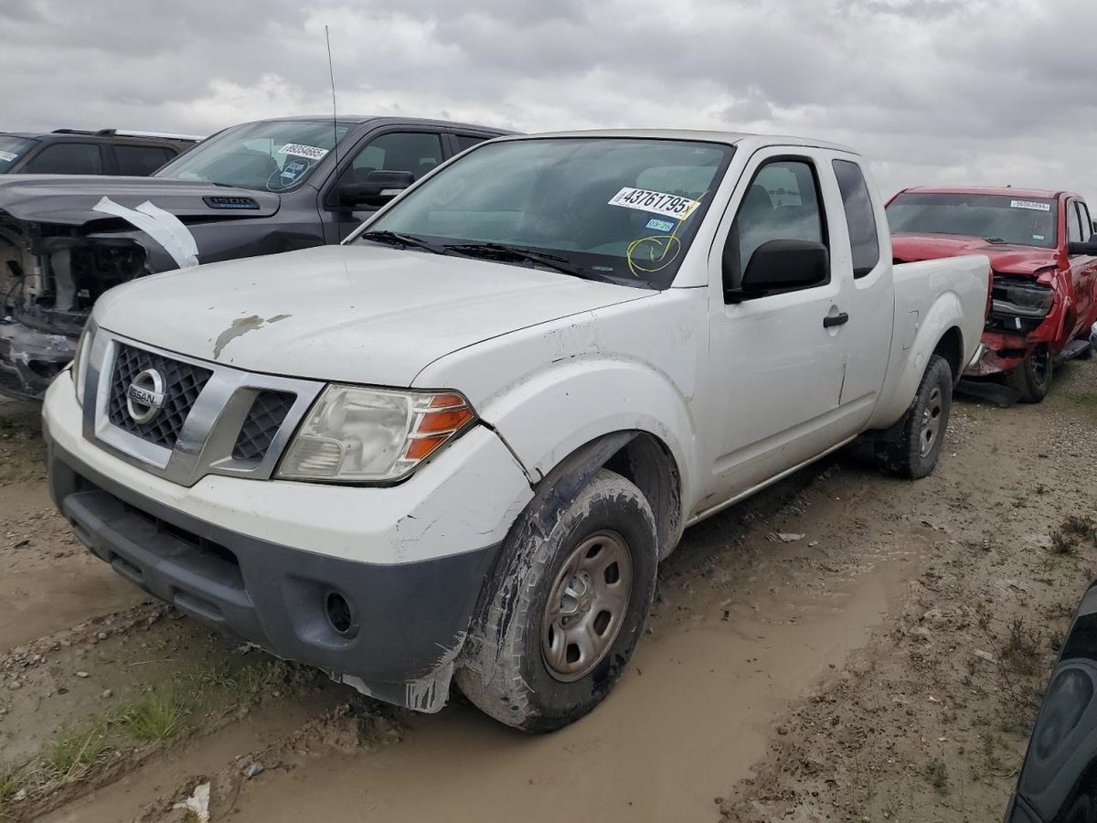 NISSAN FRONTIER , 2016