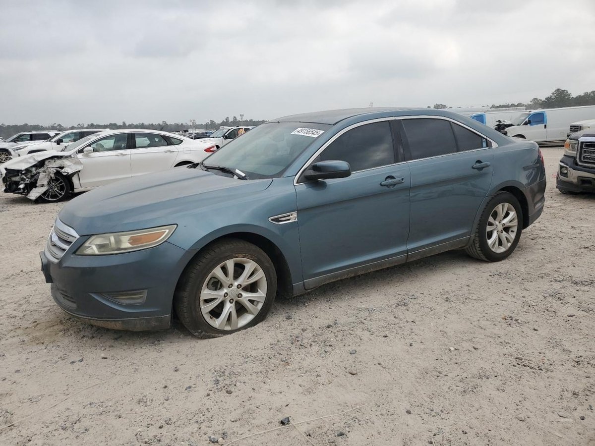 FORD TAURUS , 2010