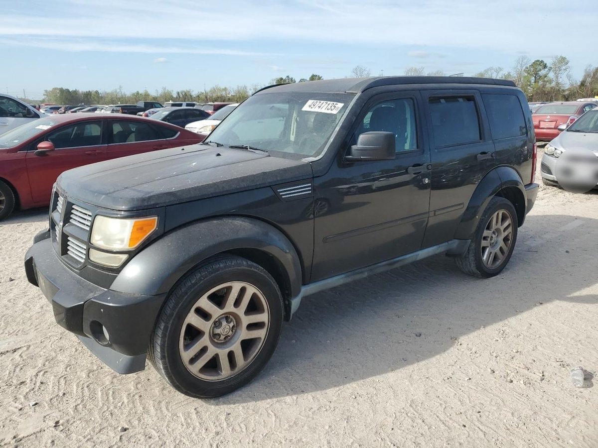 DODGE  NITRO , 2011
