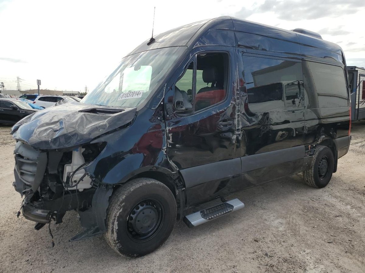 MERCEDES-BENZ  SPRINTER , 2024