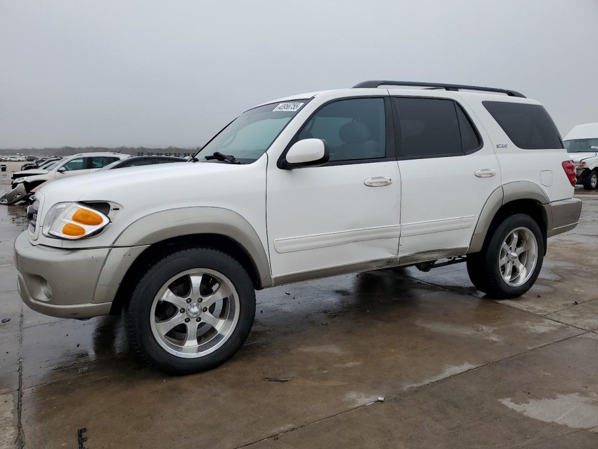 TOYOTA SEQUOIA , 2004