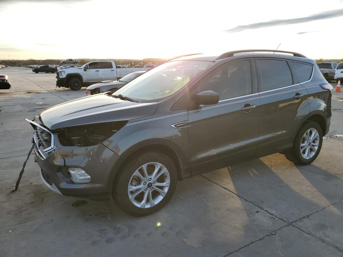 FORD ESCAPE , 2017