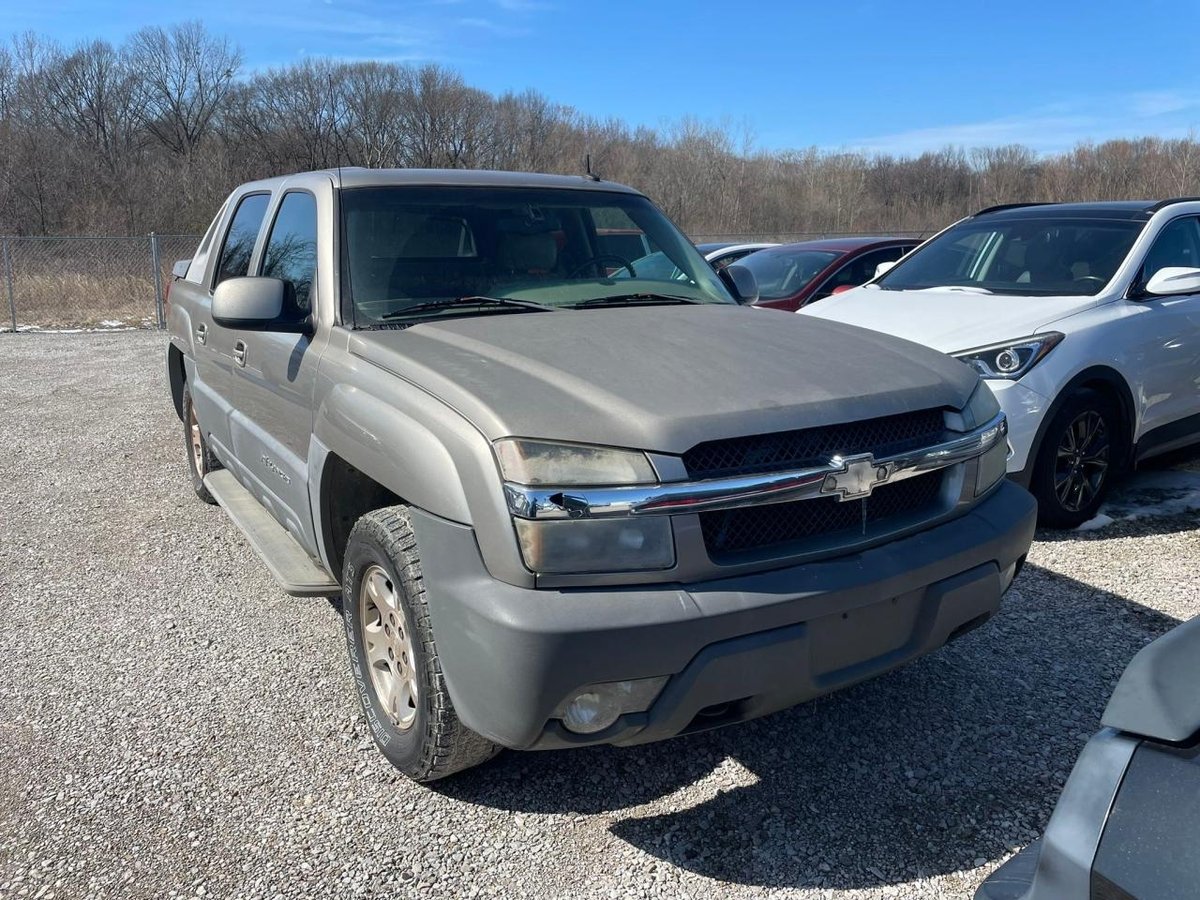 CHEVROLET AVALANCHE , 2002