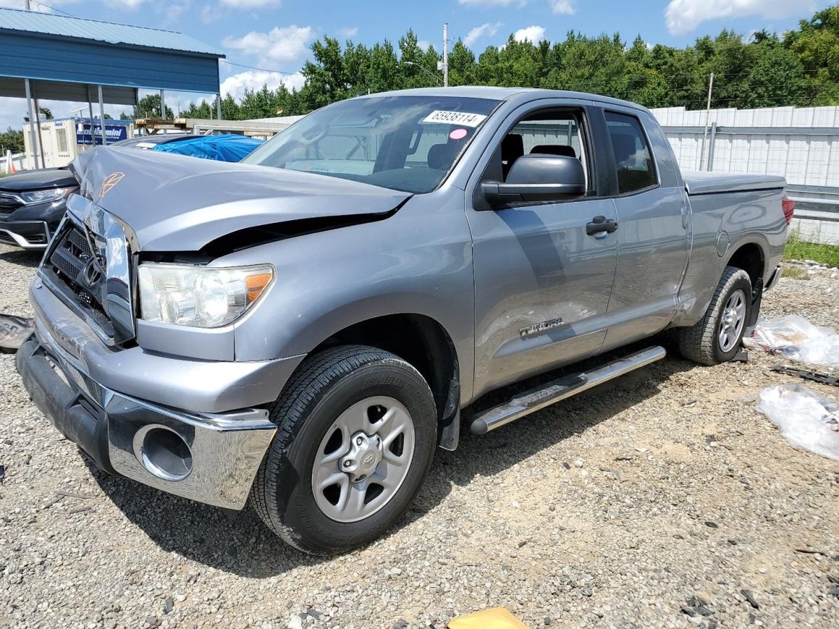 TOYOTA TUNDRA , 2010