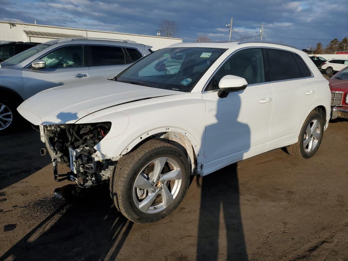 AUDI Q3 , 2021