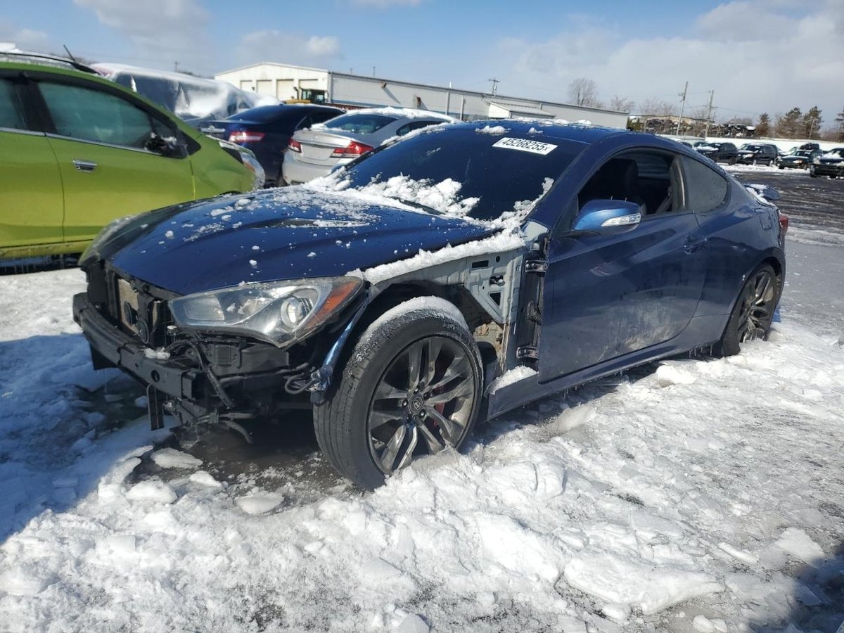 HYUNDAI GENESIS , 2015