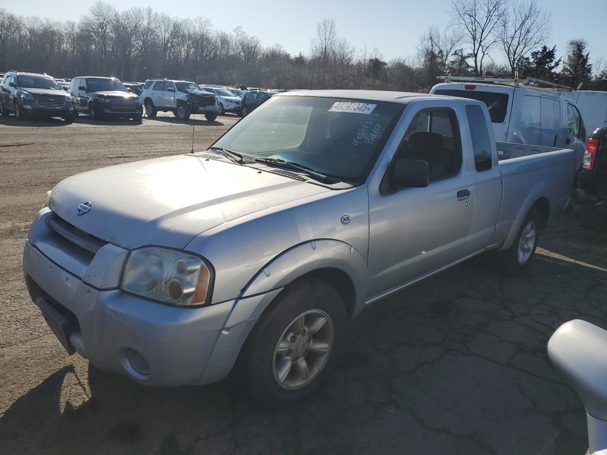 NISSAN FRONTIER , 2001