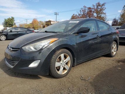 ELANTRA 