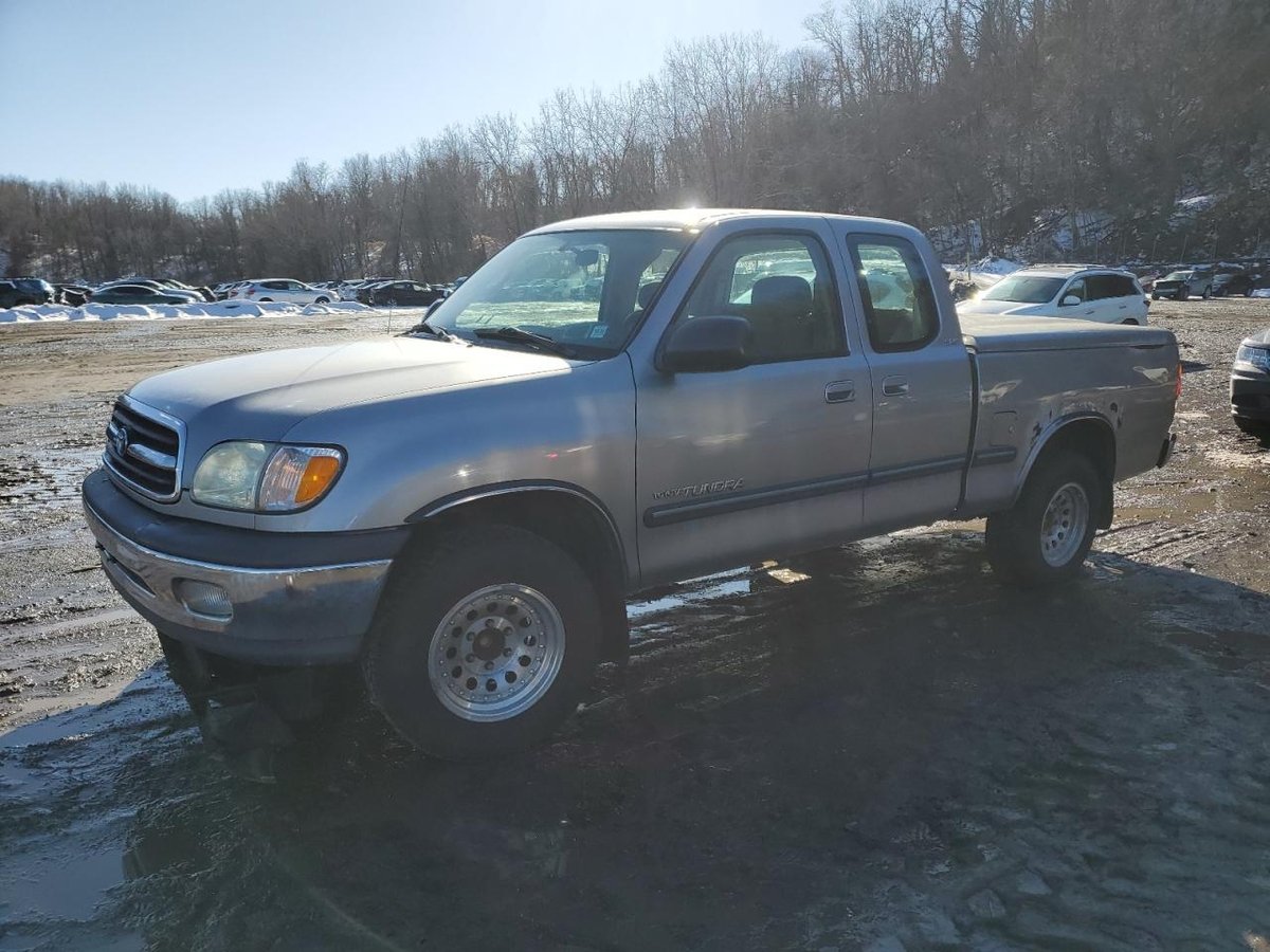 TOYOTA TUNDRA , 2002
