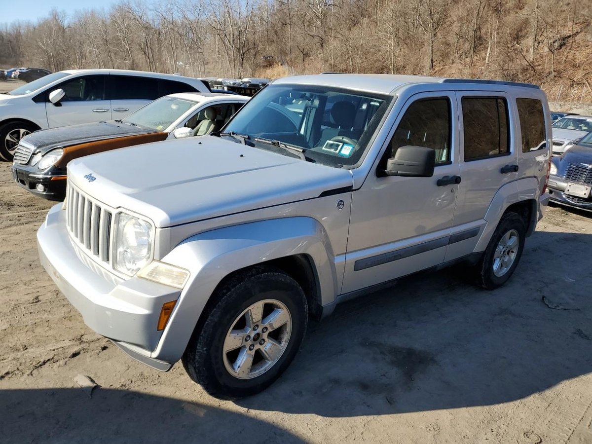 JEEP LIBERTY , 2012