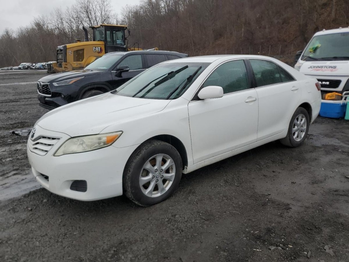 TOYOTA CAMRY , 2011