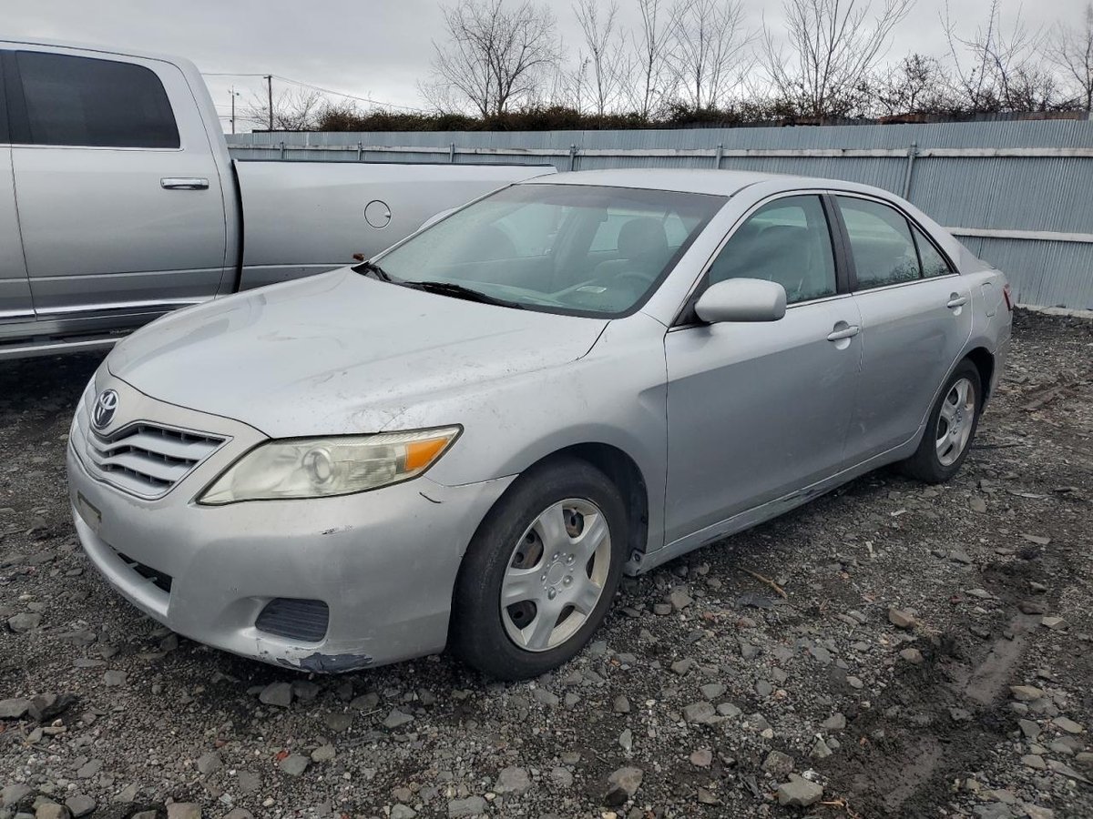 TOYOTA CAMRY , 2010