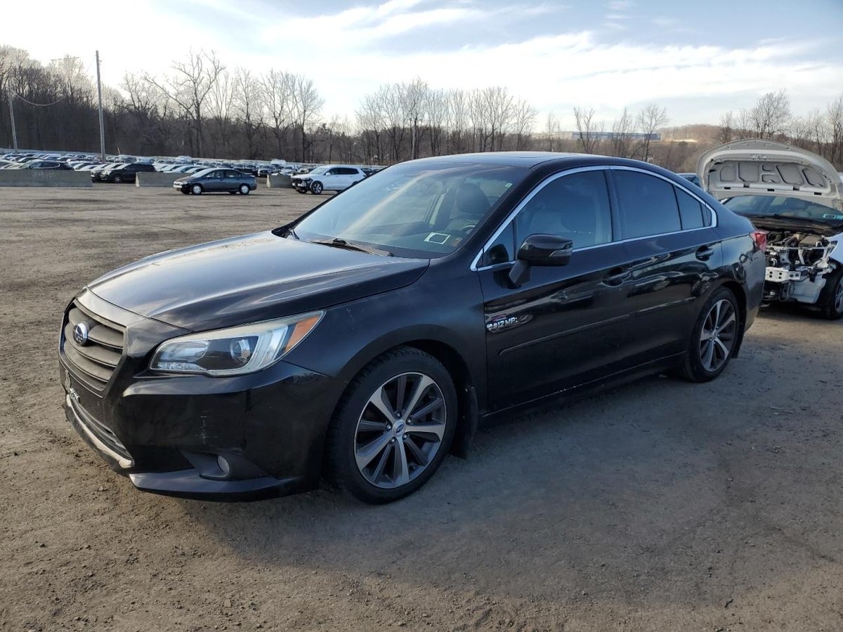 SUBARU LEGACY , 2015
