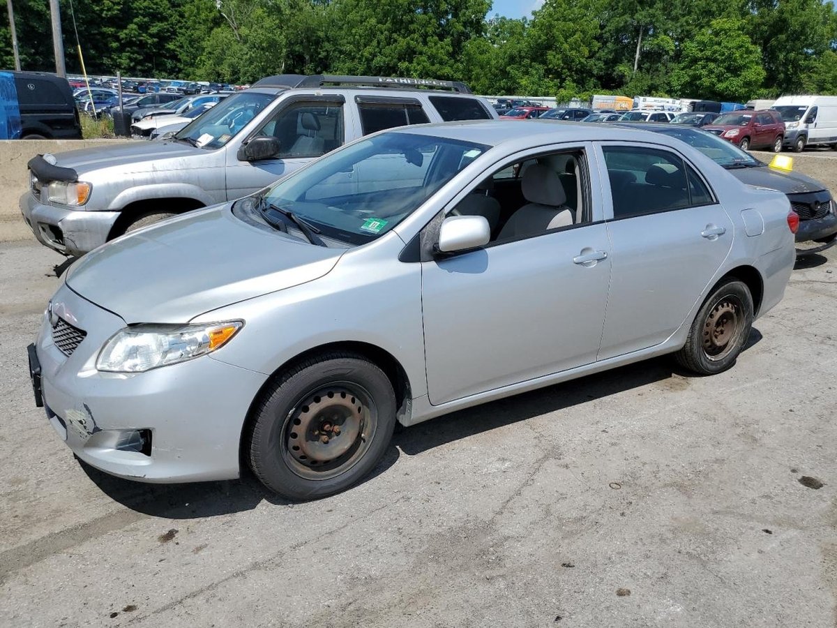 TOYOTA COROLLA , 2010