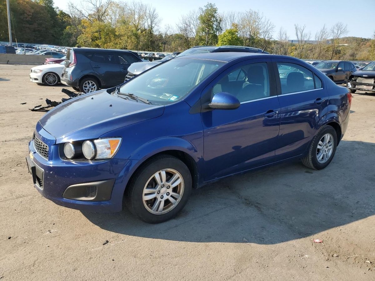 CHEVROLET SONIC , 2013
