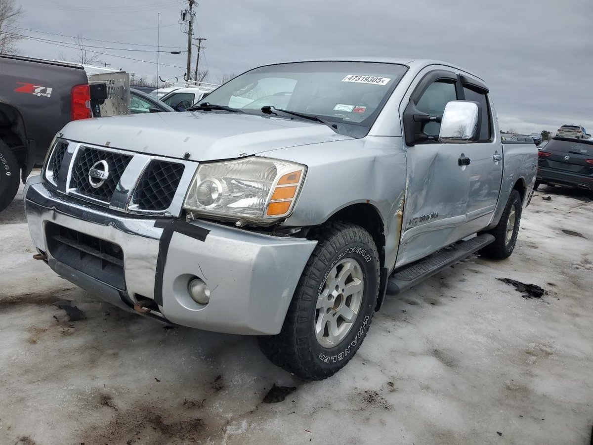 NISSAN TITAN , 2005