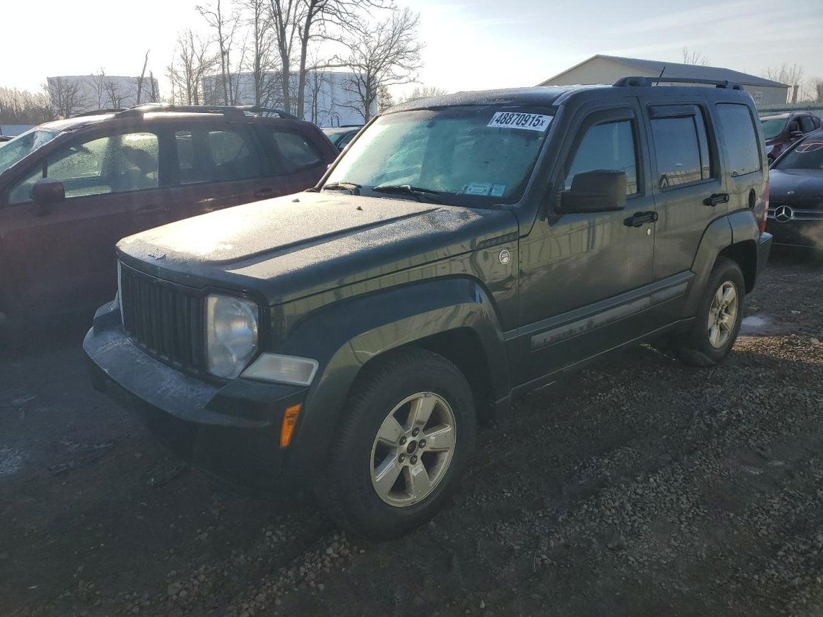 JEEP LIBERTY , 2010