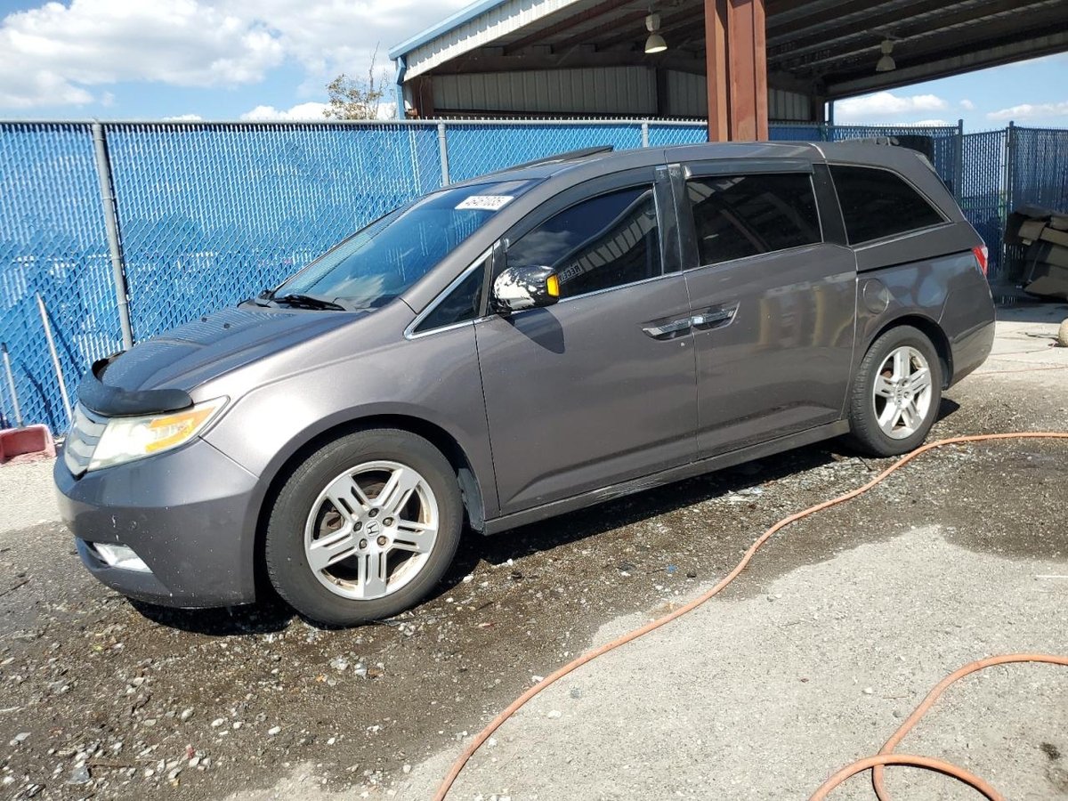 HONDA ODYSSEY , 2011