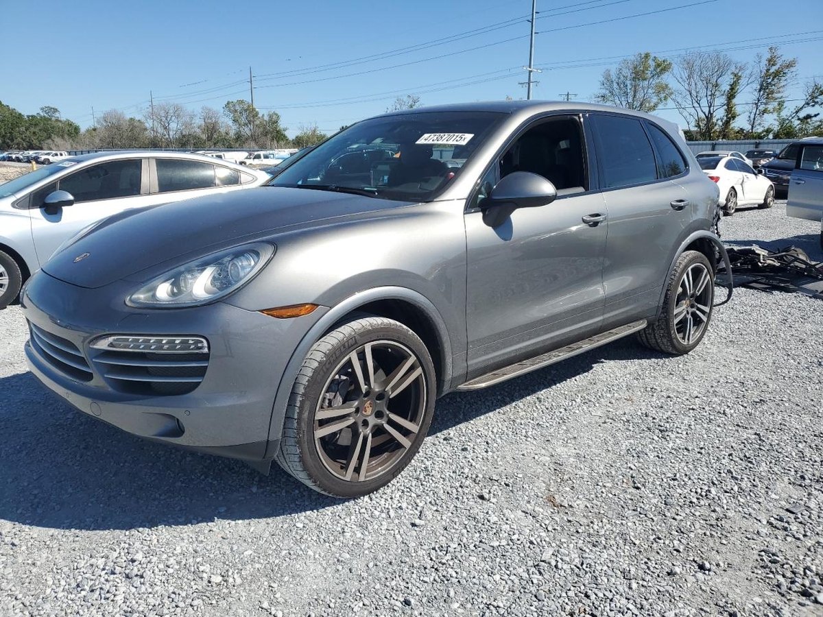 PORSCHE CAYENNE , 2014