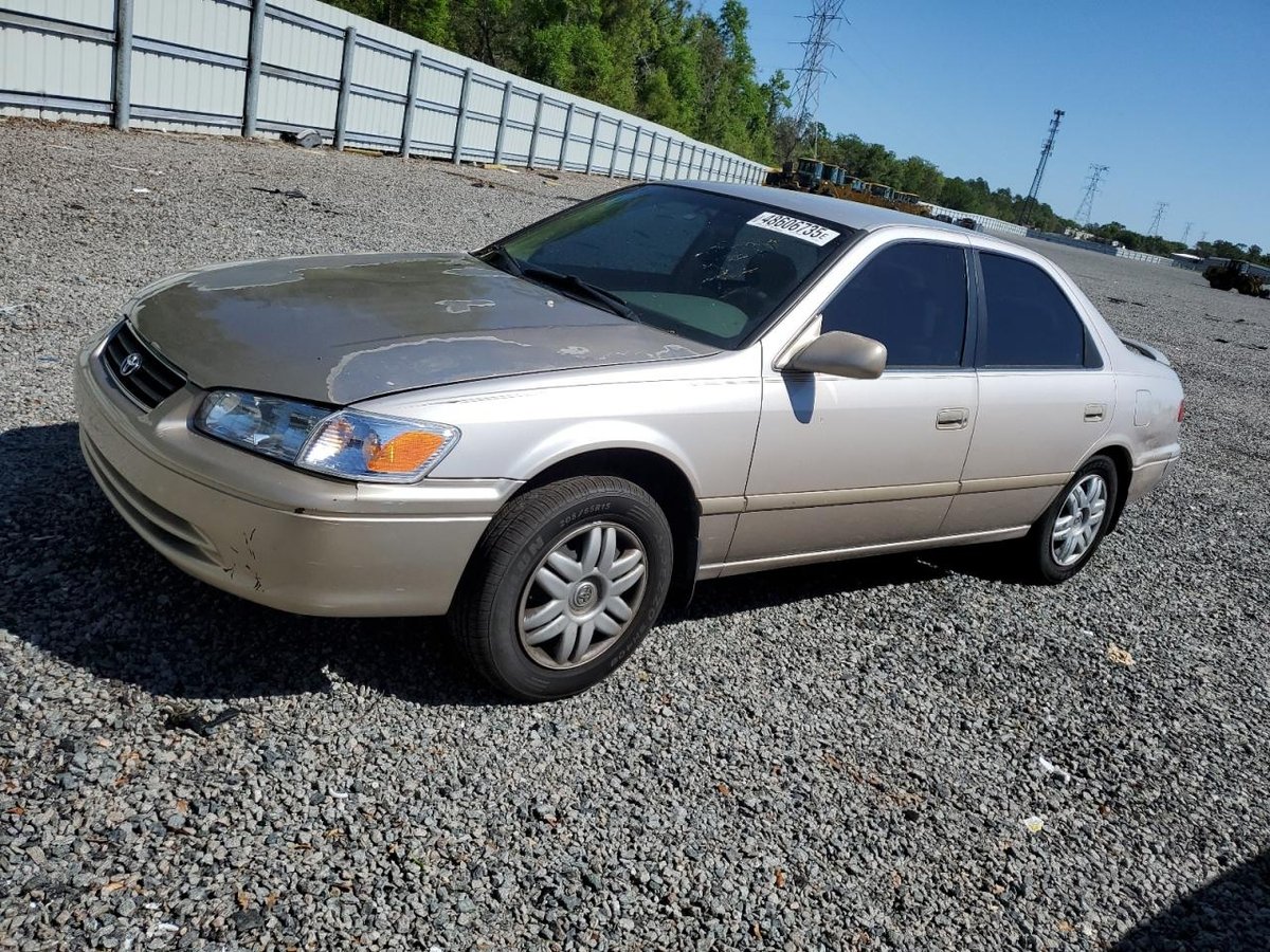 TOYOTA CAMRY , 2001
