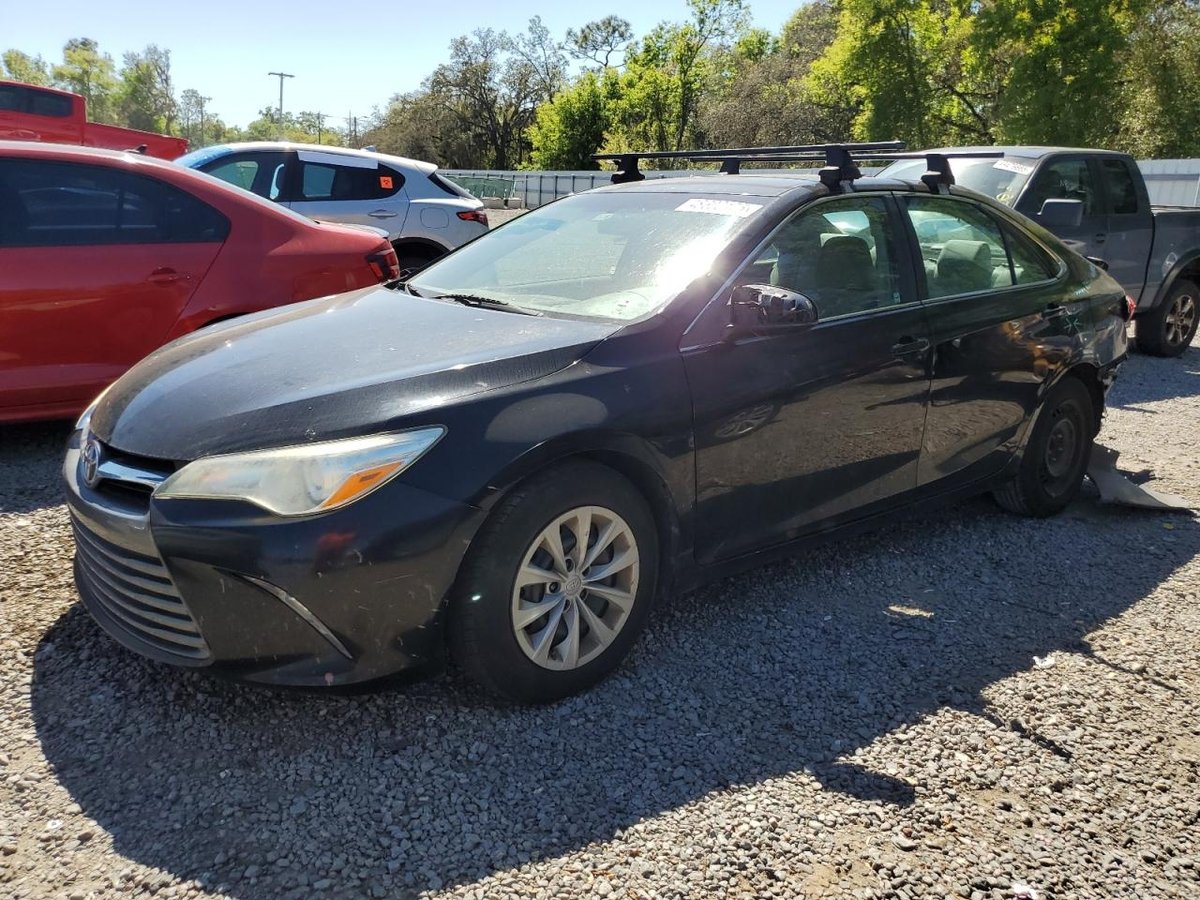 TOYOTA CAMRY , 2015