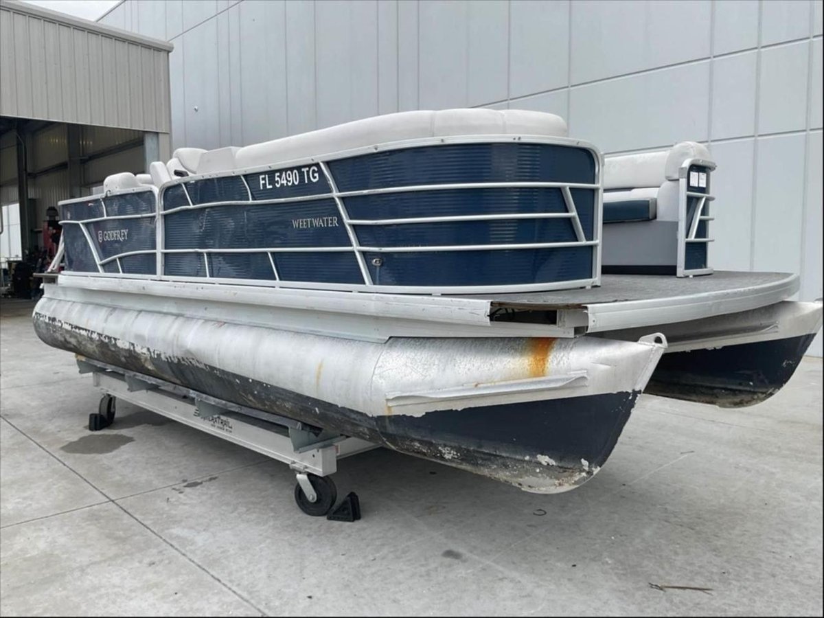 SWEETWATER/GODFREY MARINE 2286 SB , 2022