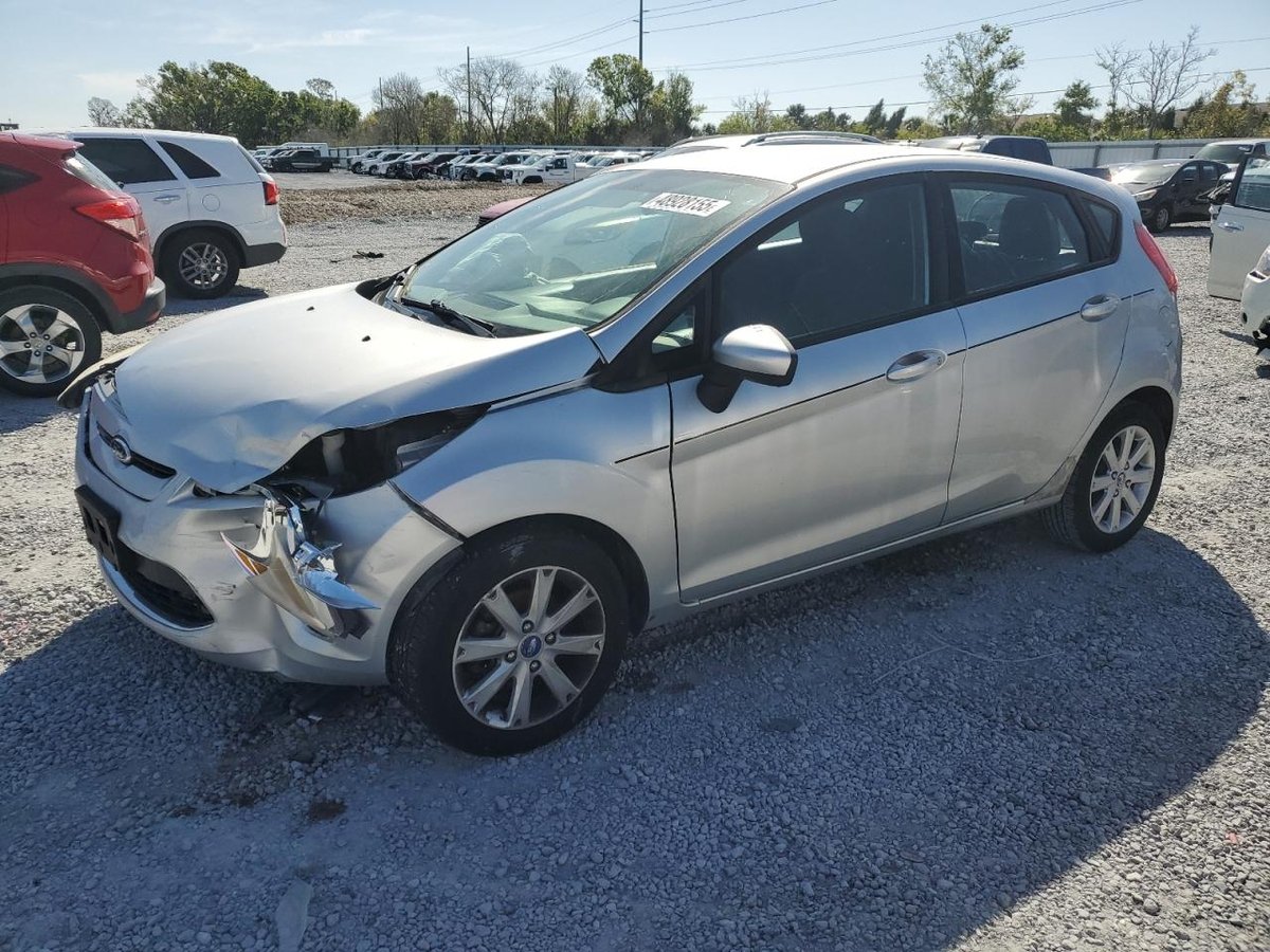 FORD FIESTA , 2011