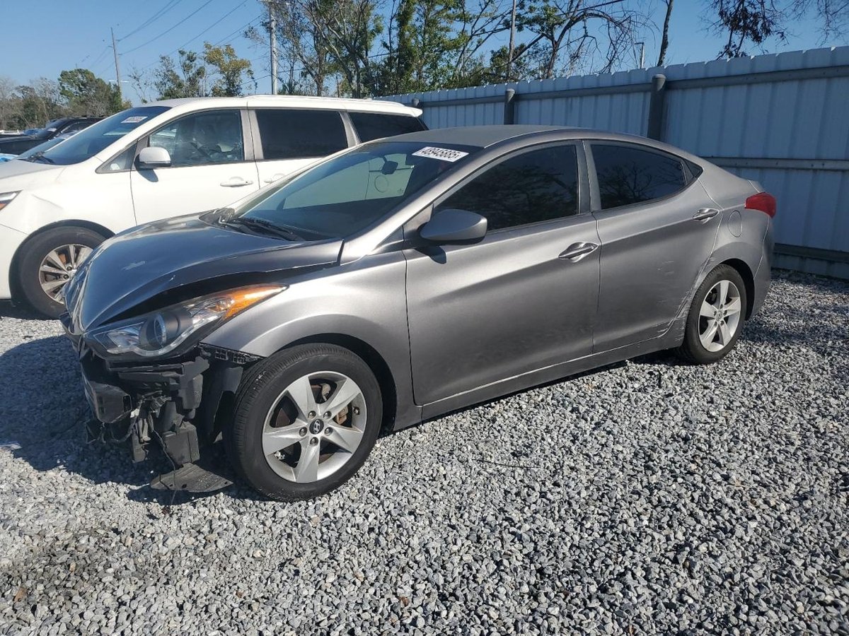 HYUNDAI ELANTRA , 2012