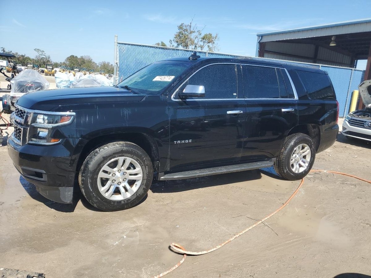 CHEVROLET TAHOE , 2017