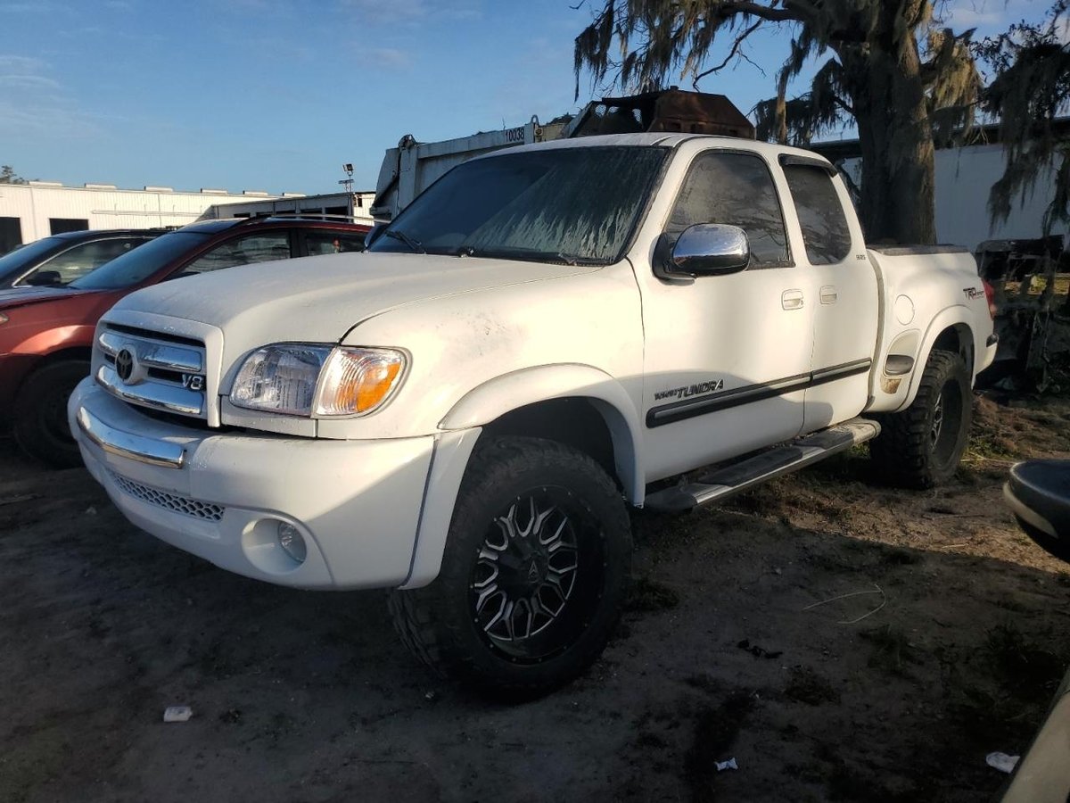 TOYOTA TUNDRA , 2006