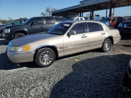 TOWNCAR 